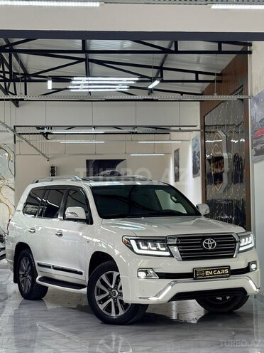 Toyota Land Cruiser-4