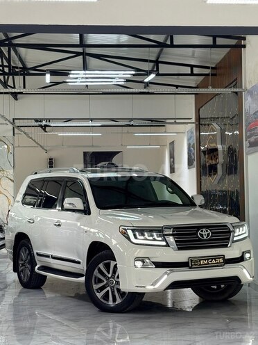 Toyota Land Cruiser-5