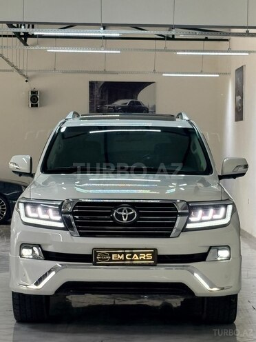 Toyota Land Cruiser-12