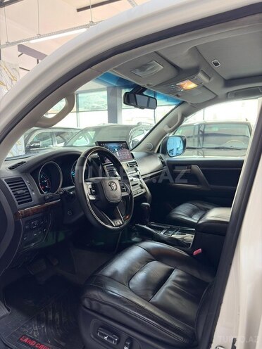 Toyota Land Cruiser-28