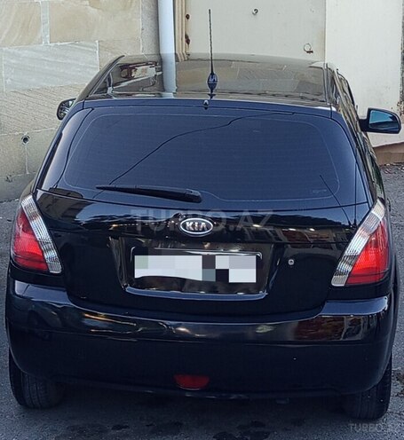 Kia Rio-2