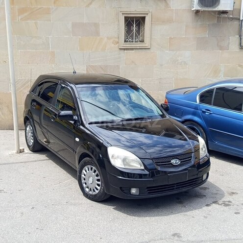 Kia Rio-3