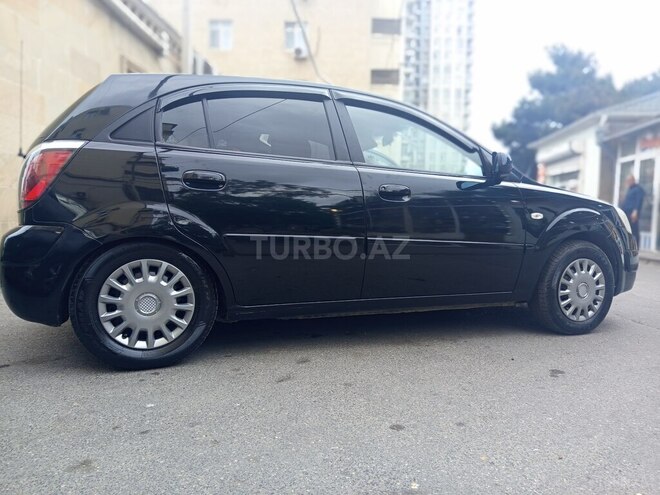 Kia Rio-7