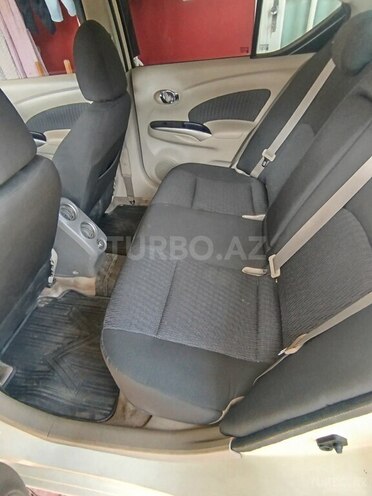 Nissan Sunny-17