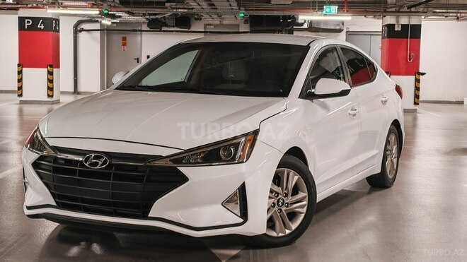 Hyundai Elantra-3
