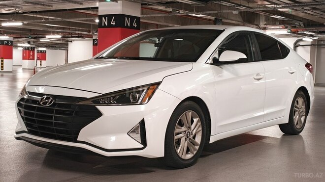 Hyundai Elantra-6