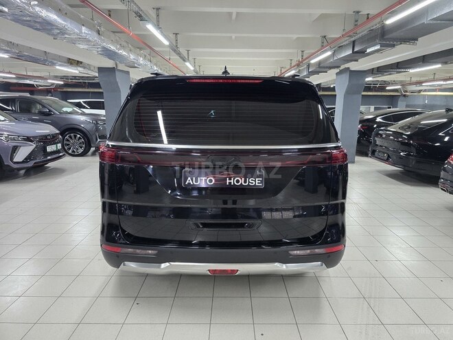 Kia Carnival-6