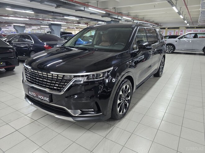 Kia Carnival-2