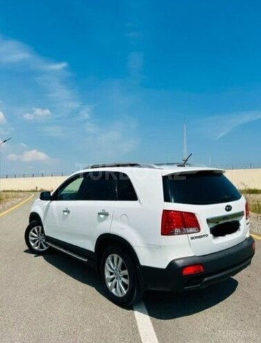 Kia Sorento-2