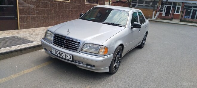 Mercedes C 180-3