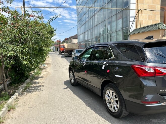 Chevrolet Equinox-5