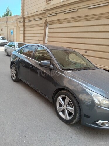 Chevrolet Cruze-2