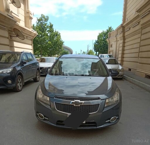 Chevrolet Cruze-1