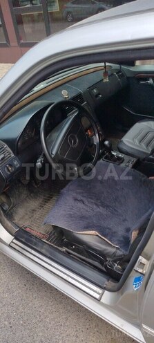 Mercedes C 180-6