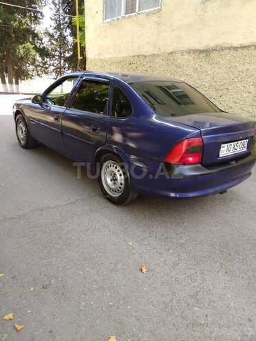 Opel Vectra-3