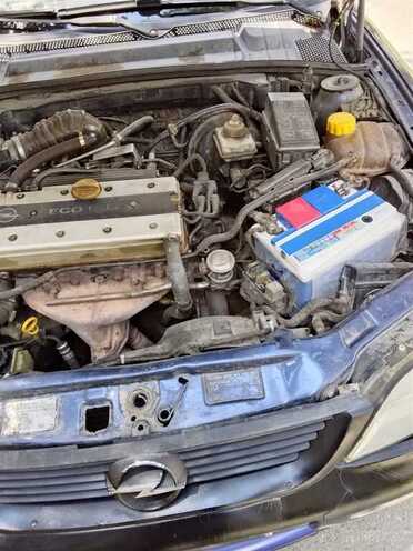 Opel Vectra-7