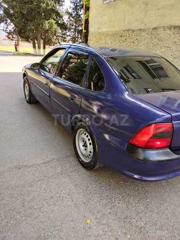 Opel Vectra-6