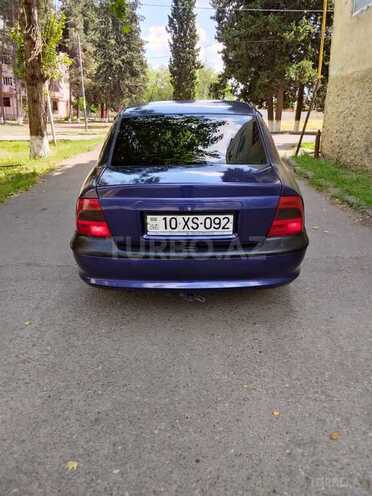 Opel Vectra-5