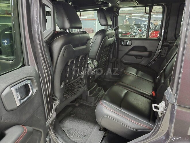 Jeep Wrangler-14