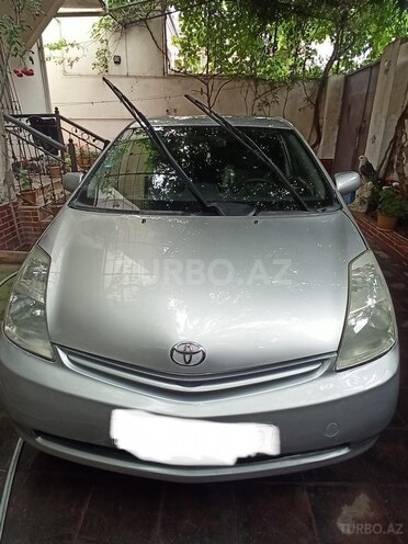 Toyota Prius-1