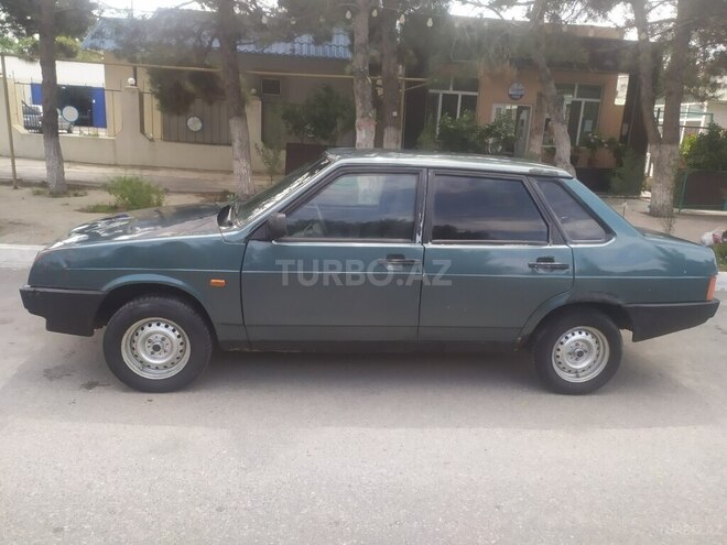 LADA (VAZ) 21099-2