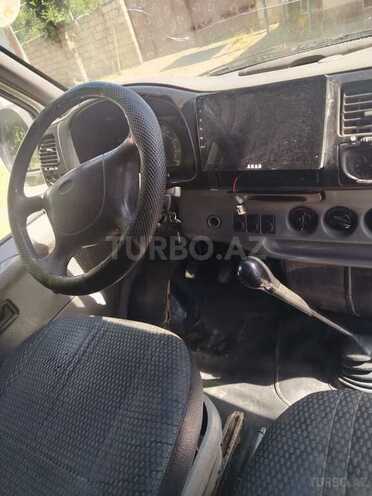 Ford Transit-6