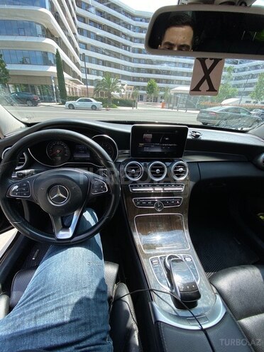 Mercedes C 300-11