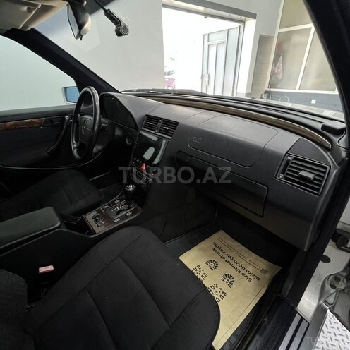 Mercedes C 240-4