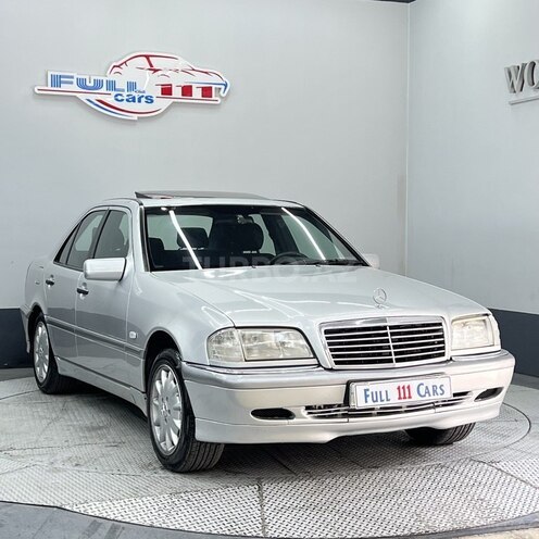 Mercedes C 240-1