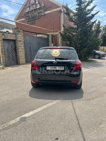 Kia Ceed-8