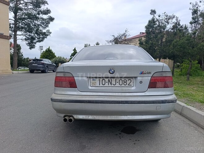 BMW 520-2