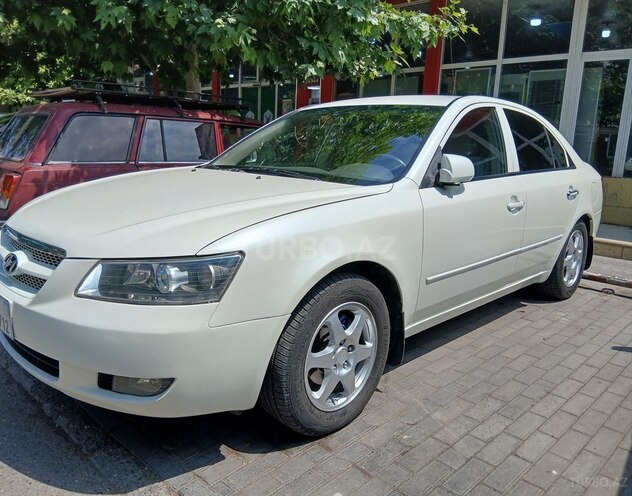 Hyundai Sonata-3