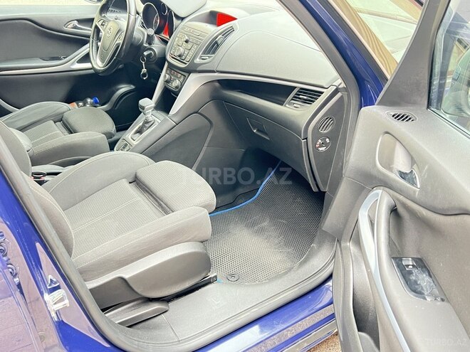 Opel Zafira-7