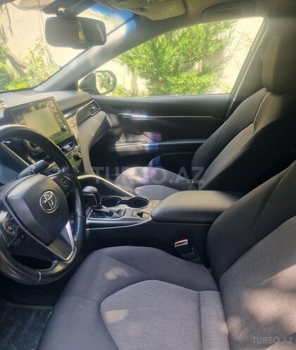 Toyota Camry-8