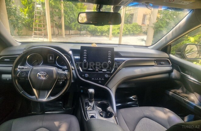 Toyota Camry-5