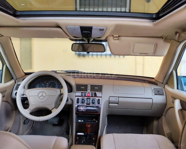 Mercedes C 200-6