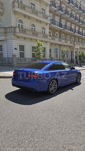 Audi A6-3