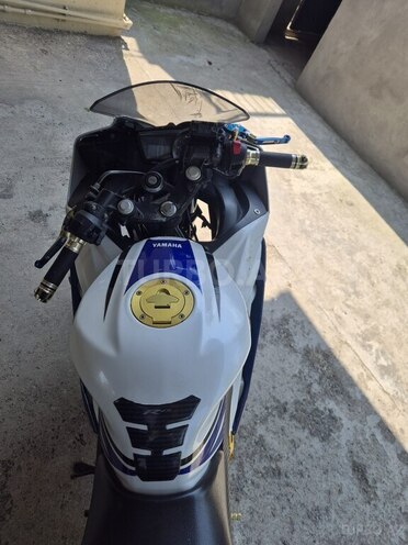 Yamaha R15-3
