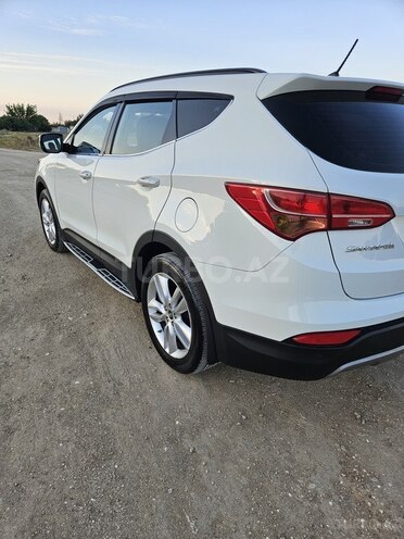 Hyundai Santa Fe-5