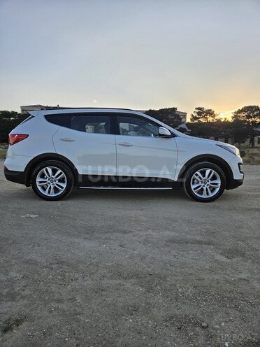 Hyundai Santa Fe-3