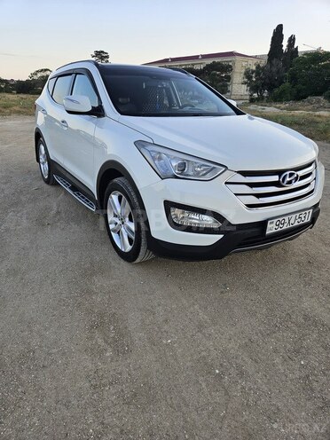 Hyundai Santa Fe-13