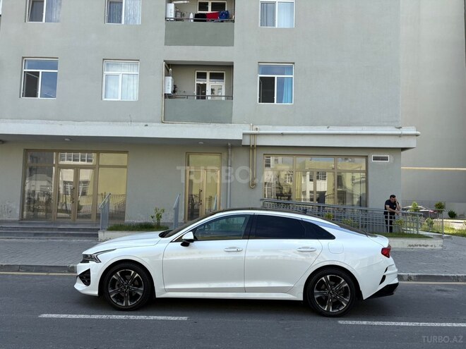 Kia K5-6