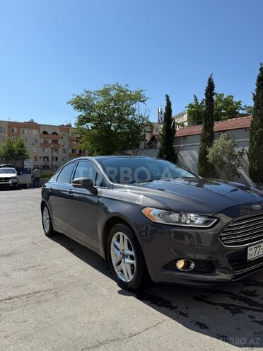 Ford Fusion (North America)-2