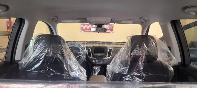 Chevrolet Equinox-7