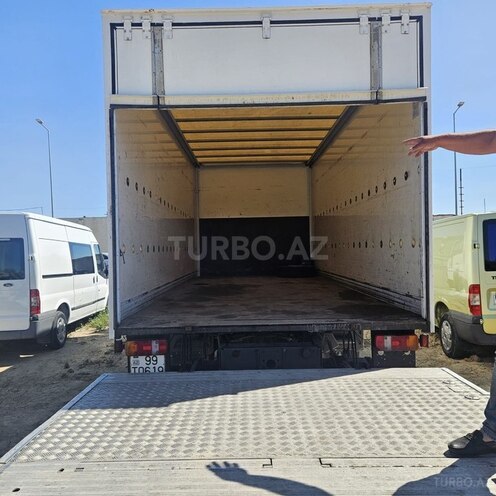 Mercedes Atego 818-10