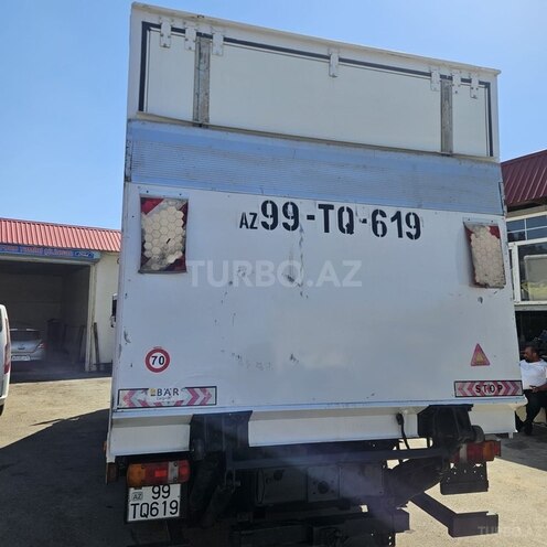Mercedes Atego 818-5