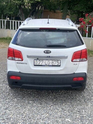 Kia Sorento-2