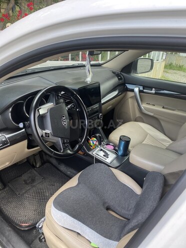 Kia Sorento-3