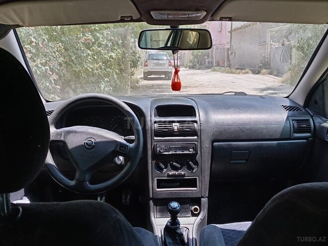 Opel Astra-3