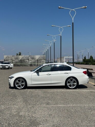 BMW 330-5